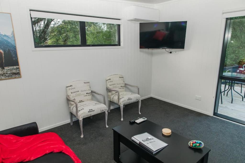 Ferienwohnung Bombay Hills Modern Retreat Auckland Exterior foto