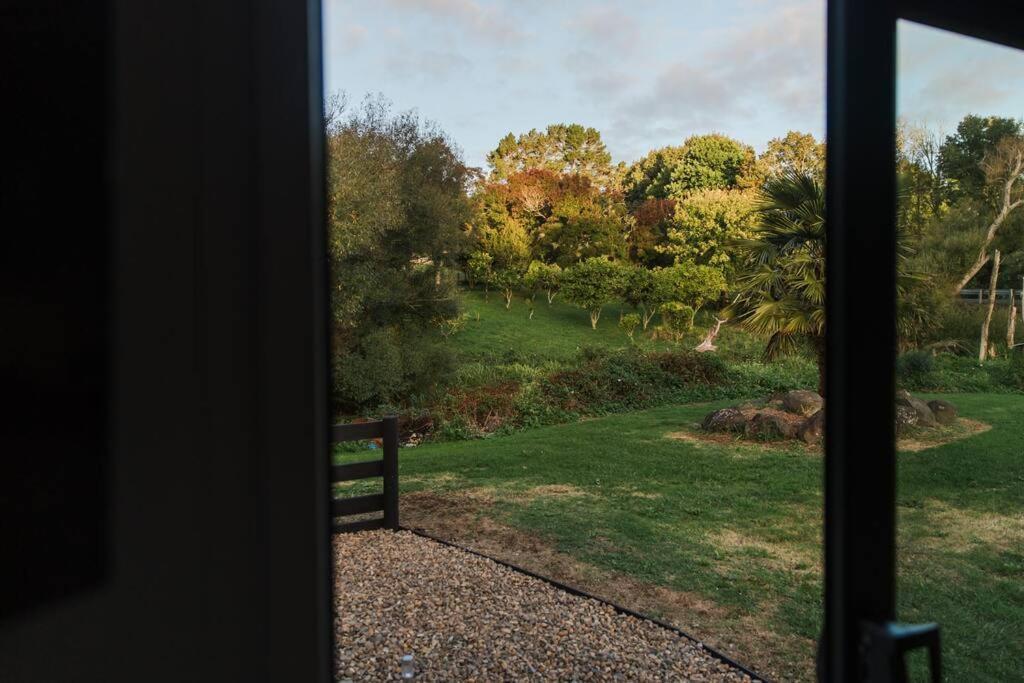 Ferienwohnung Bombay Hills Modern Retreat Auckland Exterior foto