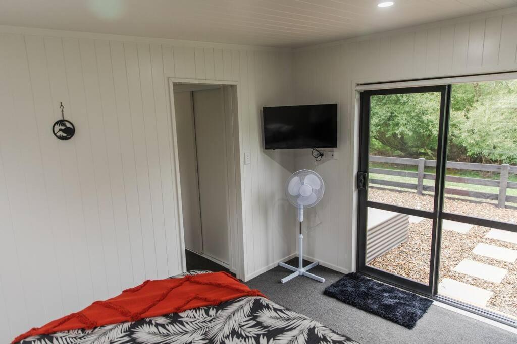 Ferienwohnung Bombay Hills Modern Retreat Auckland Exterior foto