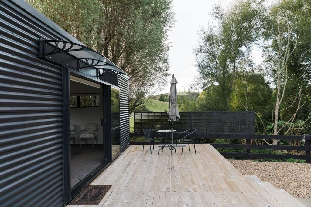 Ferienwohnung Bombay Hills Modern Retreat Auckland Exterior foto